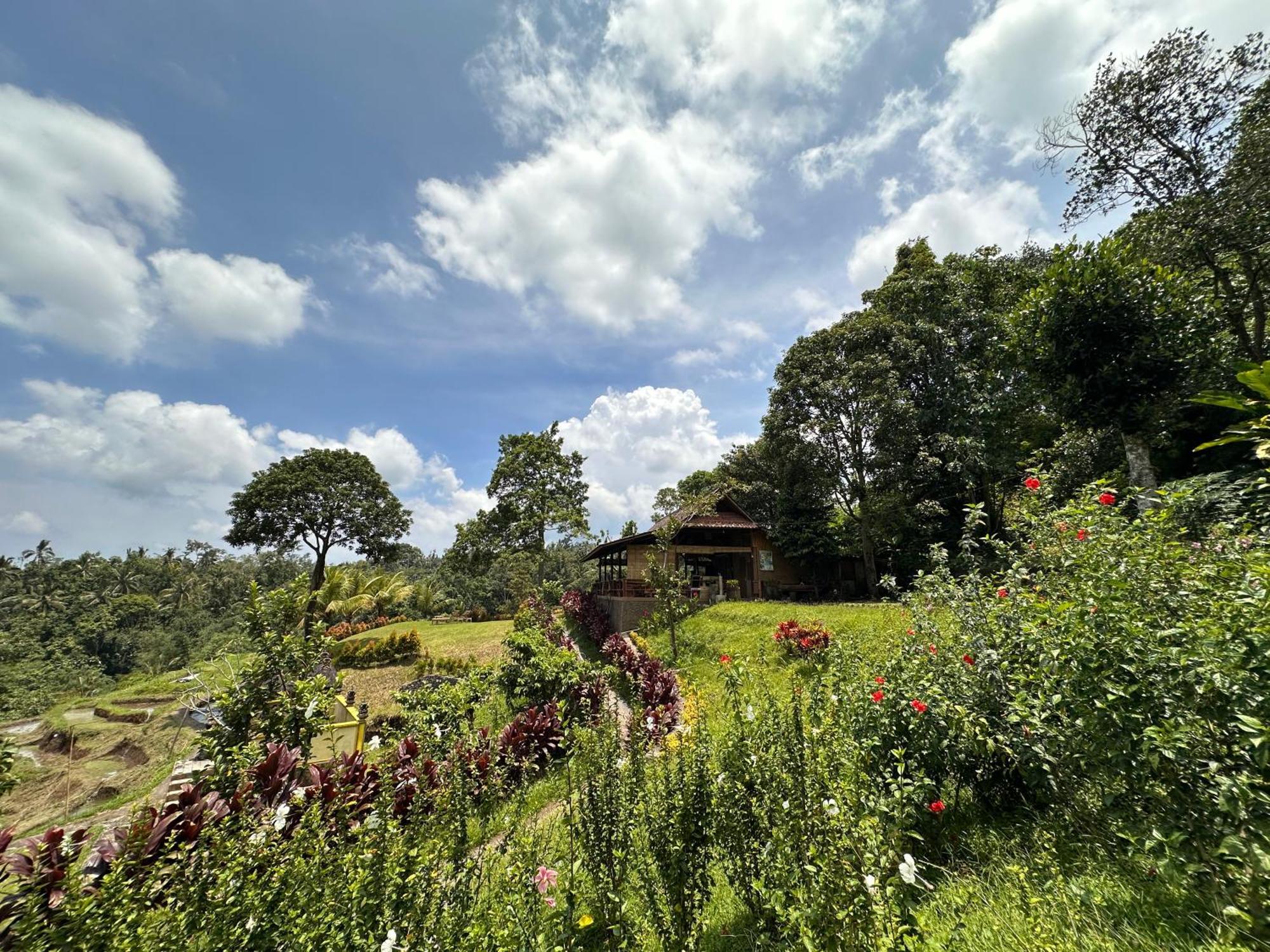 Sang Tirta Resort Penebel Zewnętrze zdjęcie